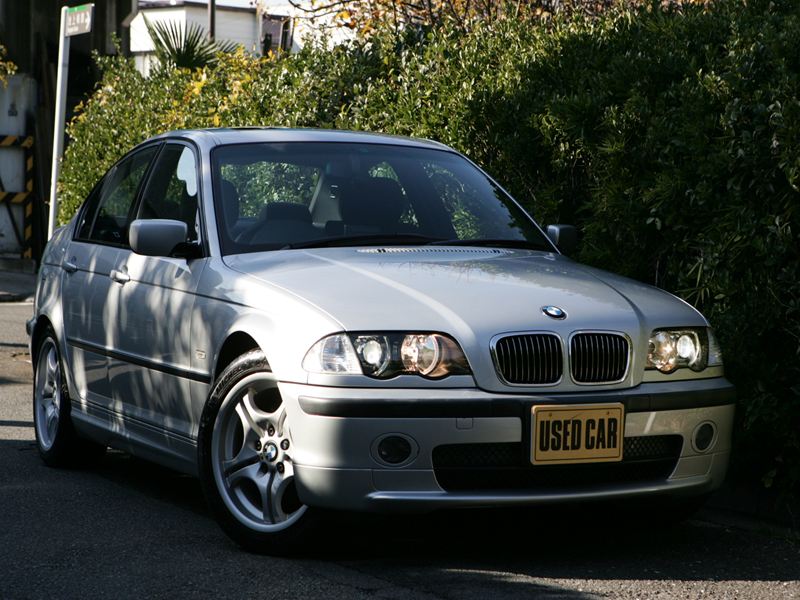 BMW320i Mスポーツ